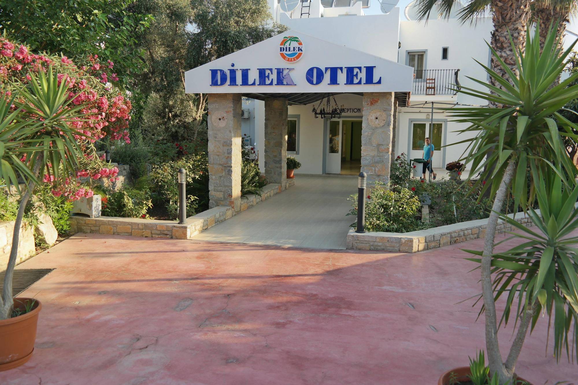 Dilek Apart Hotel Gümbet Exteriör bild
